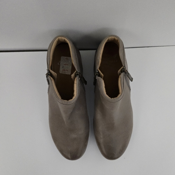 Dansko Miki Bootie wedge taupe burnished zipper leather - Picture 3 of 10